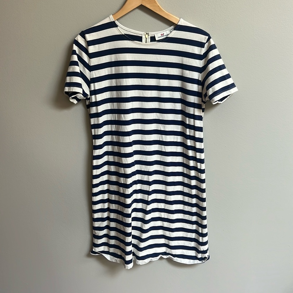 Vineyard vines, dress size medium